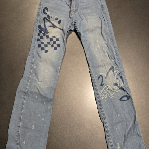 Abercrombie Kids Light Blue Graphic Slim Jeans - Picture 1 of 5